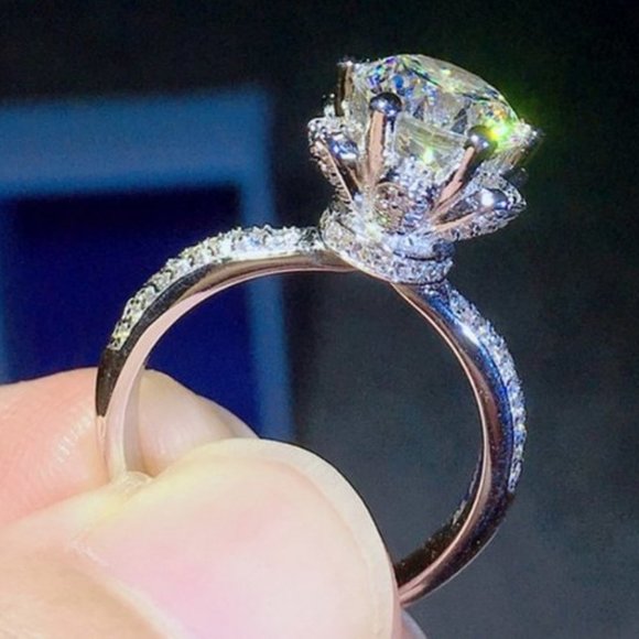 Jewelry - *NEW 925 Sterling Silver 3 CT Diamond Flower Ring